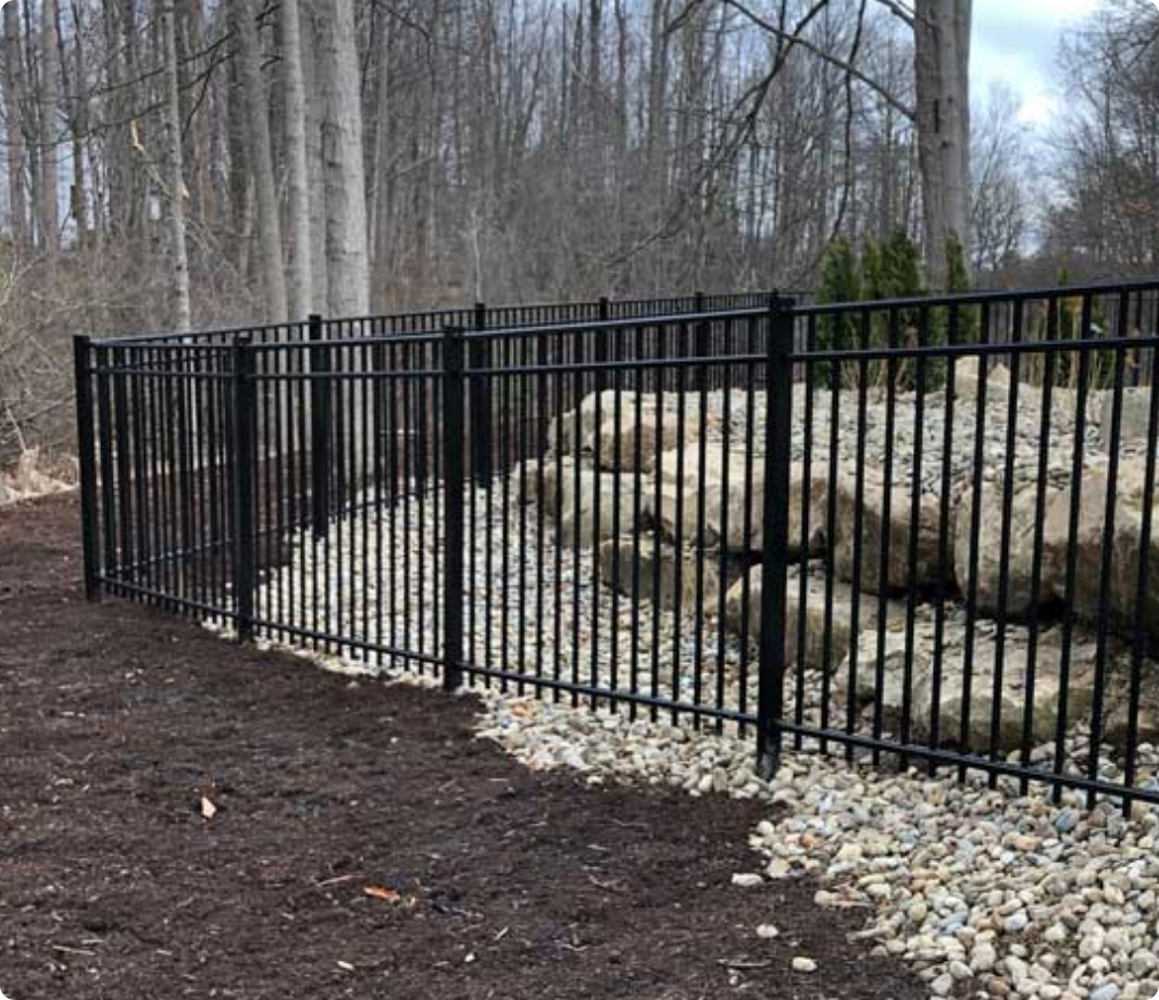 3-rail aluminum fence
